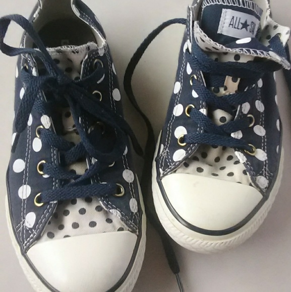 Converse - Picture 2 of 3